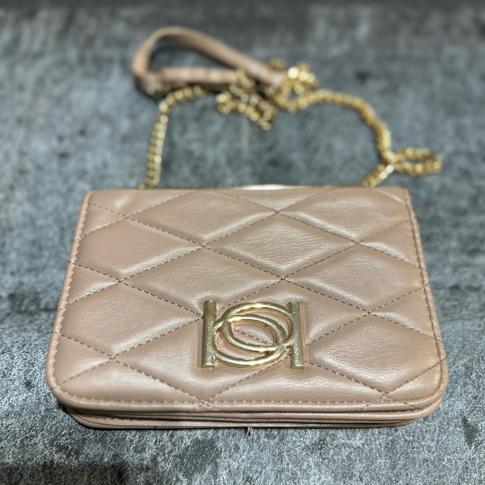 Bebe Los Angeles Sophia Crossbody Women’s Purse Beige NWT MSRP $69